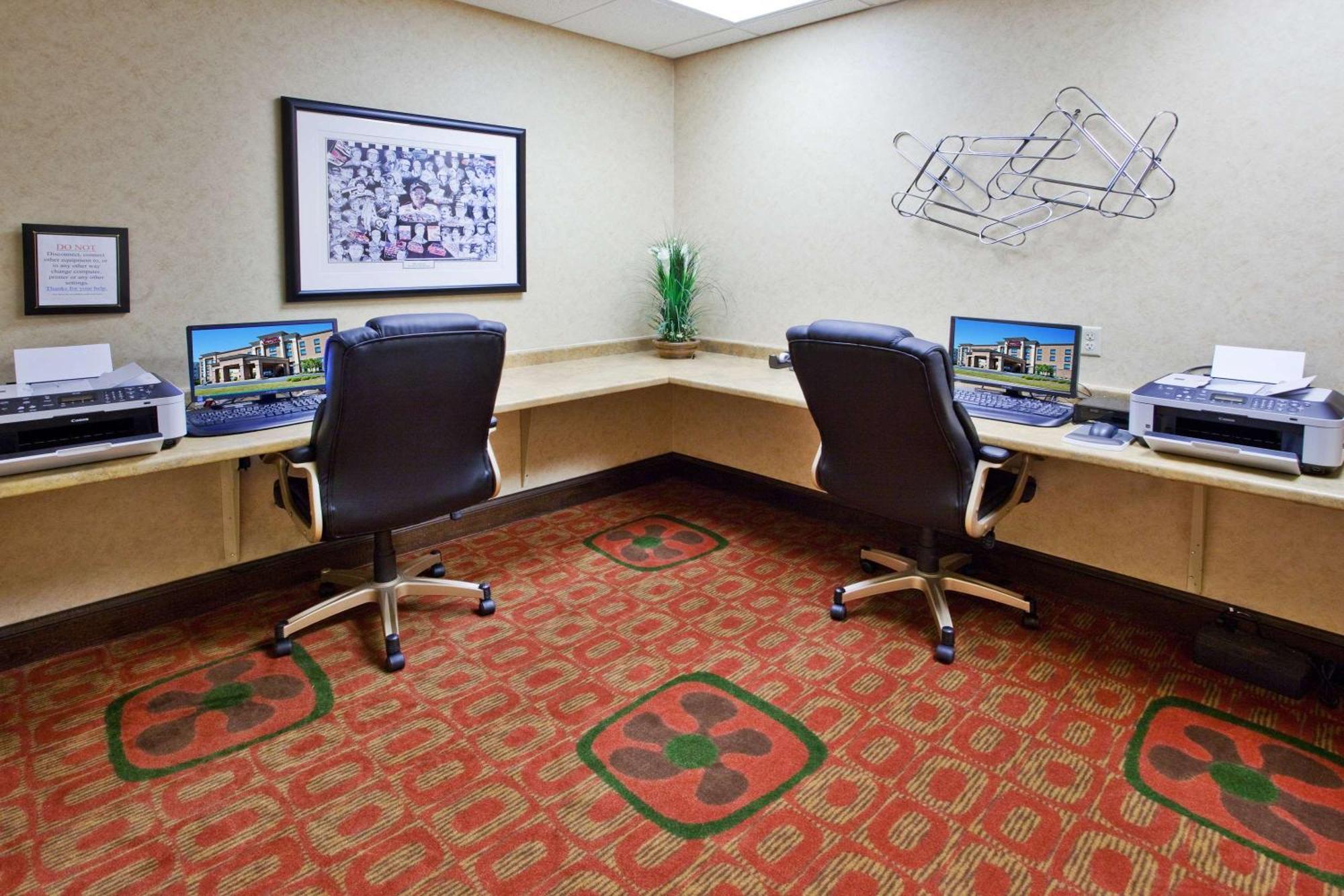 Hampton Inn & Suites Oxford-Anniston Negocio foto