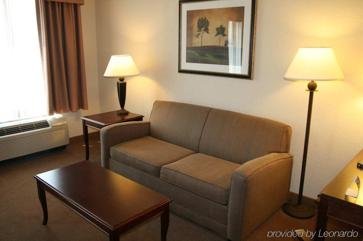 Hampton Inn & Suites Oxford-Anniston Habitación foto